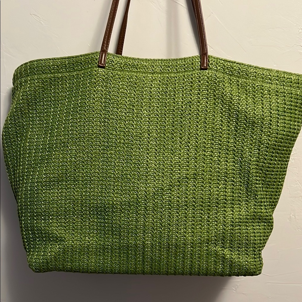 Vera Bradley Green and Pink Floral Heart Tote - Picture 4 of 8